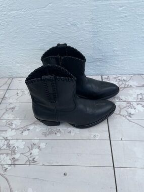 Shyanne Black Leather Lace-Up Boots